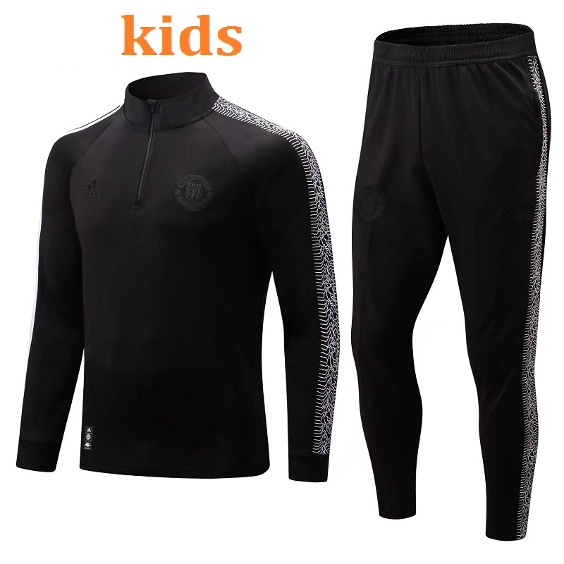 22/23 Manchester United training kit kids black