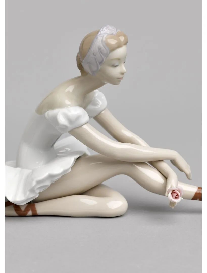Rose Ballet Figurine